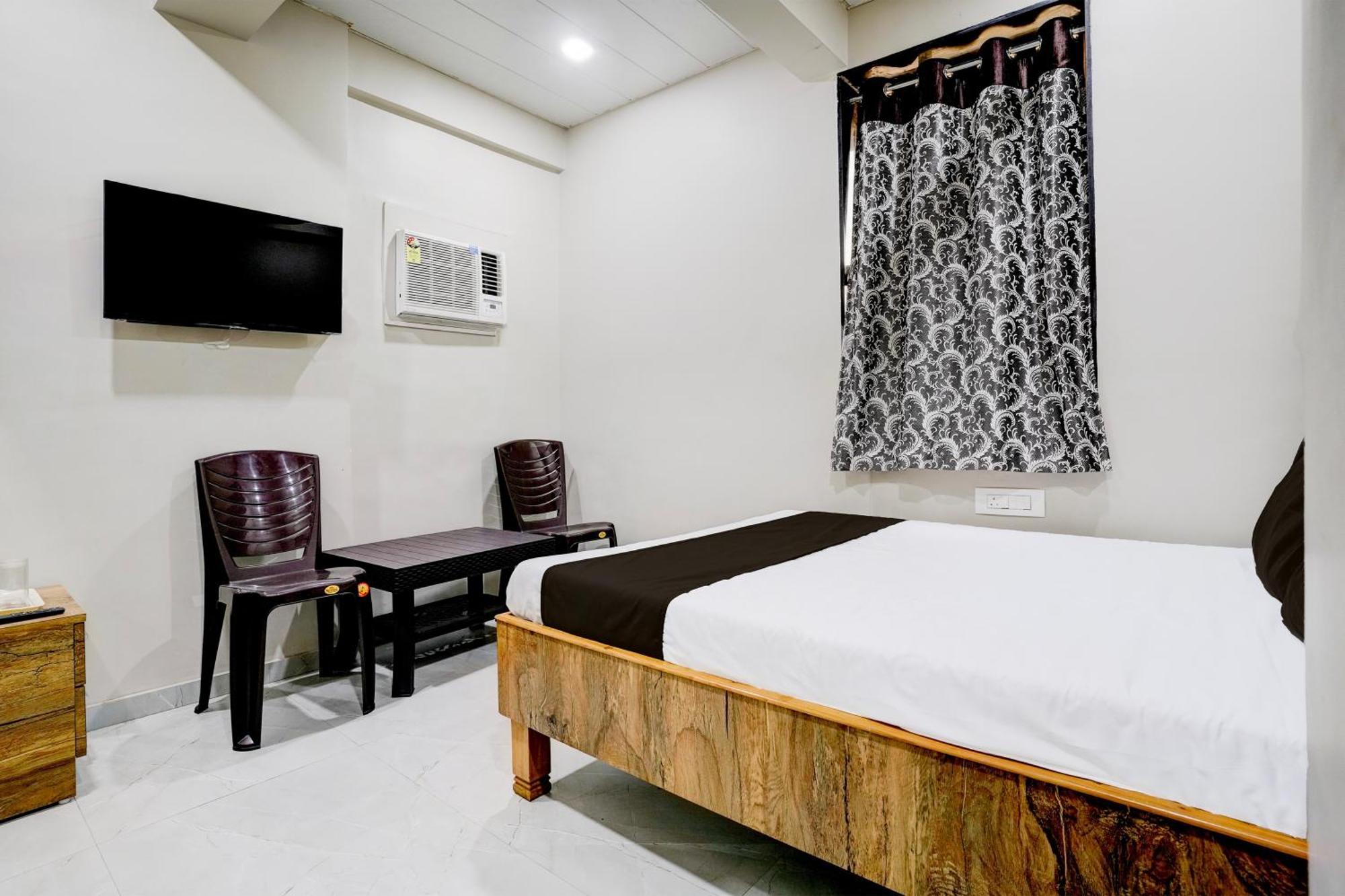 Super Hotel O Divine Fine Dine Lodging And Boarding Kalyan Exterior photo
